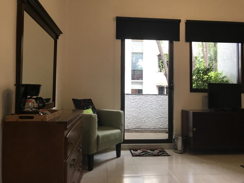 Отель Casa Maria Elena Condesa (Adults Only) Мехико Экстерьер фото